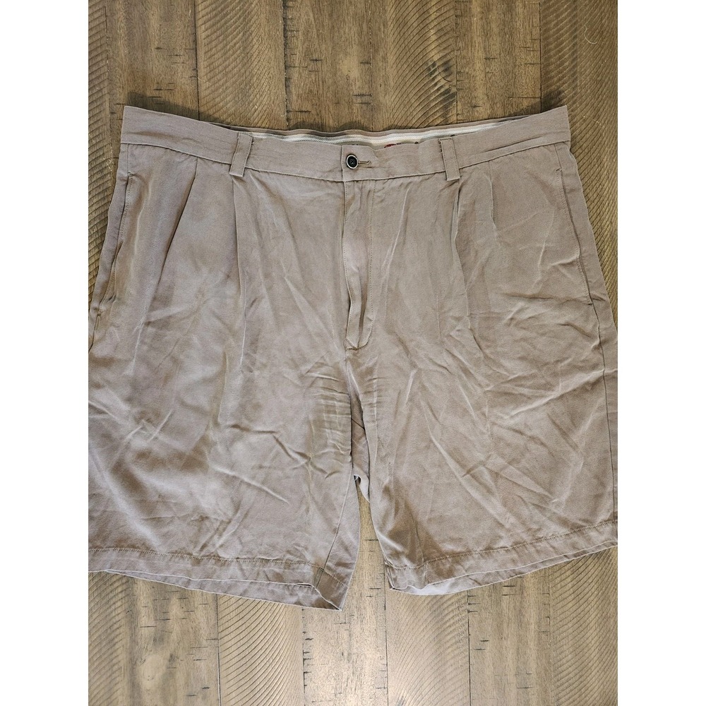 Tommy Bahama 100% Silk Short Men's Size 40‎ Relaxed Pleated Tan Khaki Color